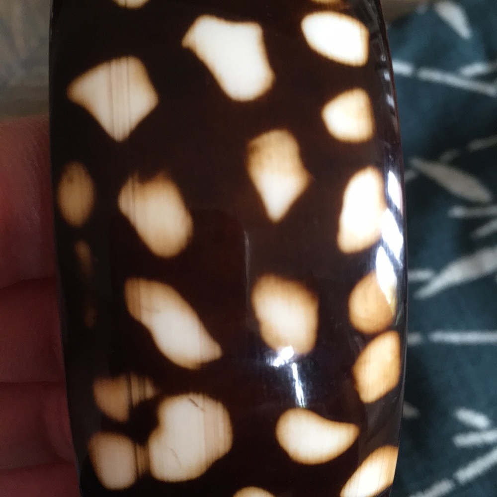 Statement cuff bracelet - Picture 4 of 4